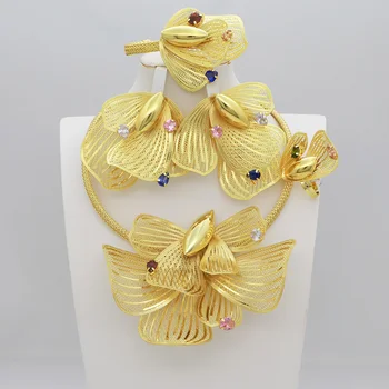 Mulher Conjunto de Jóias de Dubai Banhado a Ouro Colar Todo o Material de Cobre Oco Surround CZ Forma de Folha Simples Flor Estilo Frete Grátis